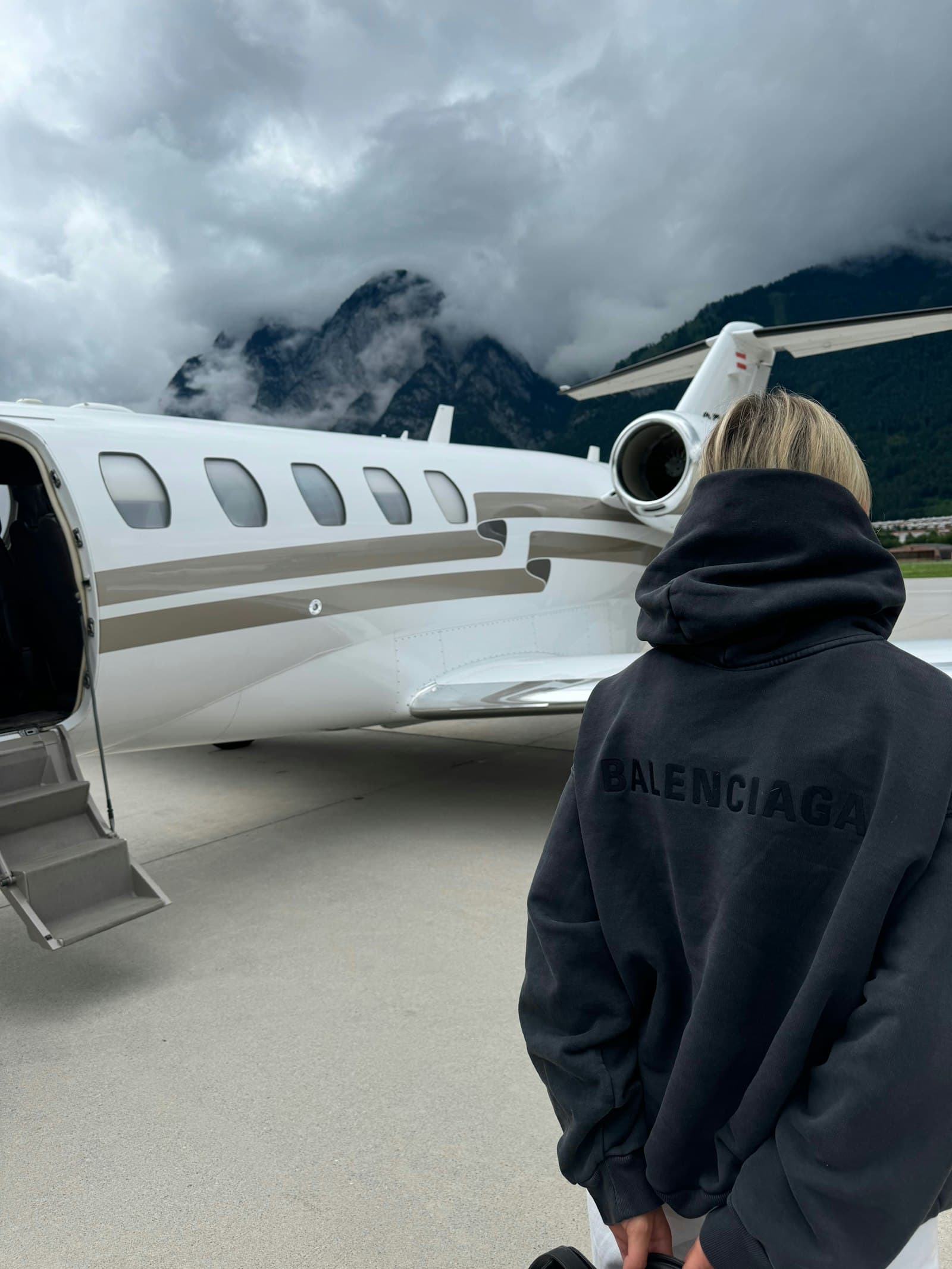 Airports & Seaports